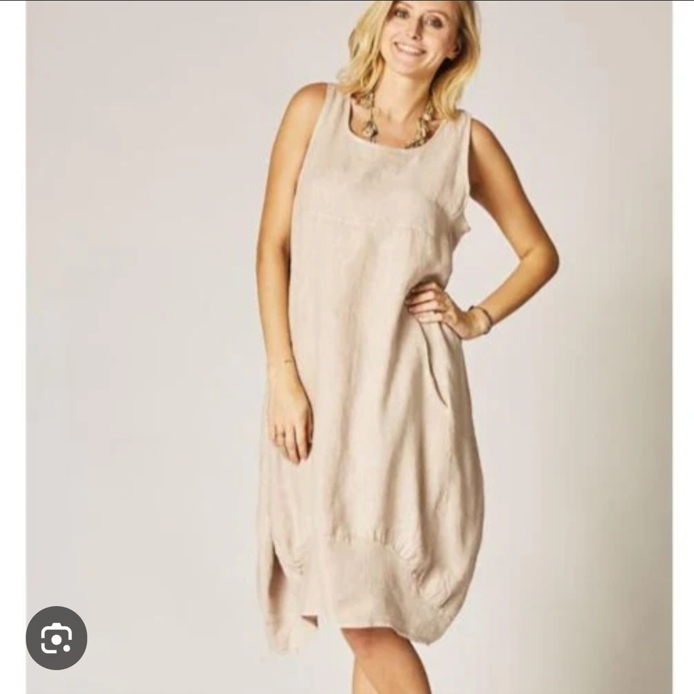 Chic – Timeless – Breezy – Elegant – Versatile